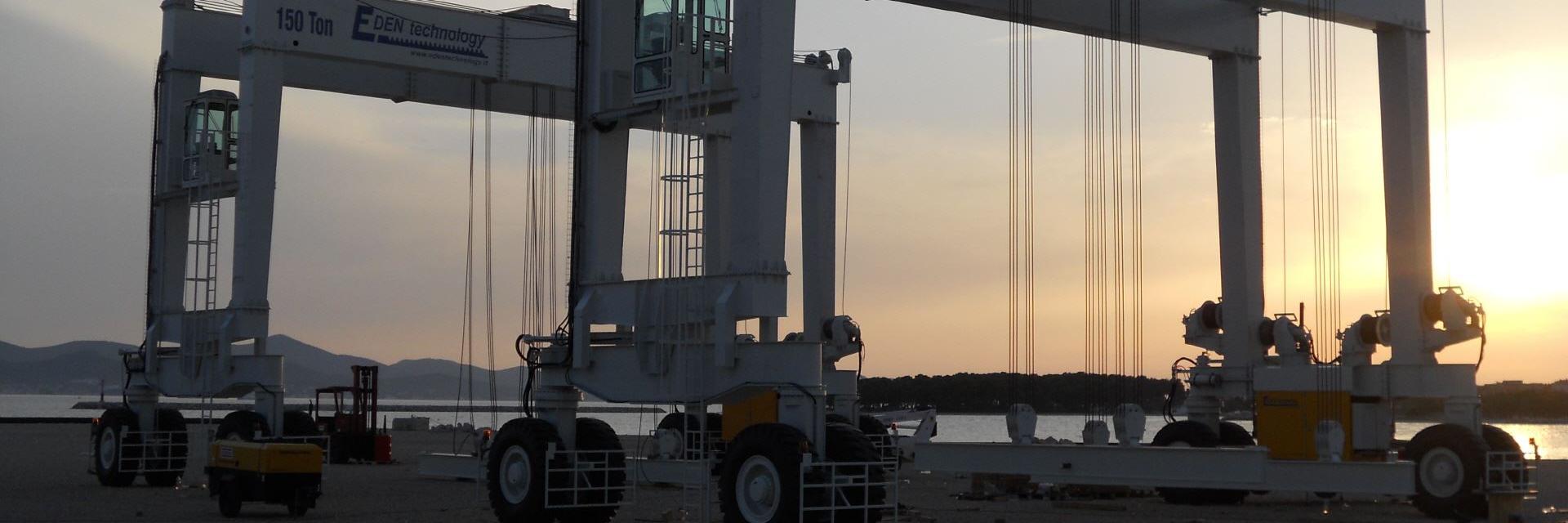 straddle carrier precast