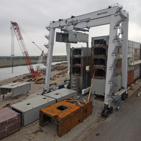 RTG 320 ton portalkran auf reifen straddlecarrier stahlbau
