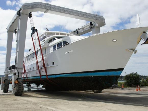 mobiler bootskran MBH 100 ton